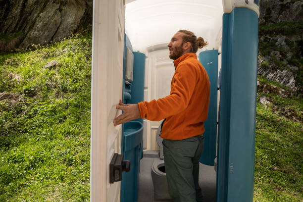 Best Emergency porta potty rental  in Shelburn, IN