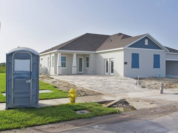 Best Porta potty delivery and setup  in Shelburn, IN