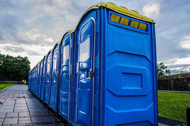 Portable Toilet Options We Offer in Shelburn, IN